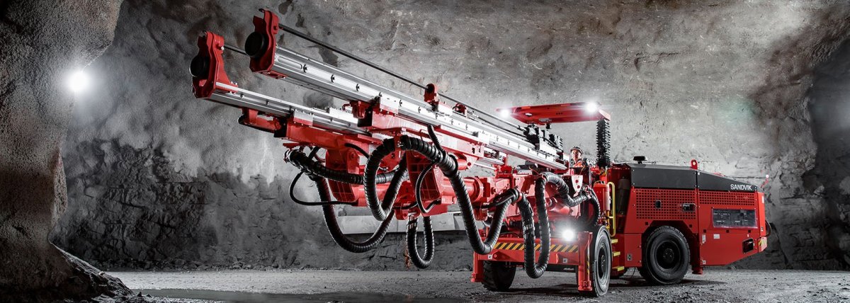 Буровая машина Sandvik dd321