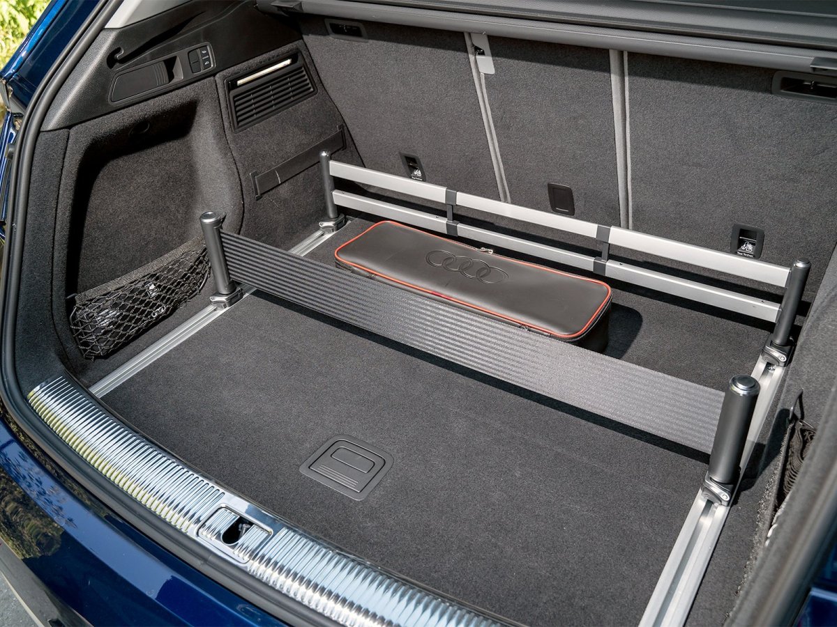 Шторка багажного отсека Ауди q5