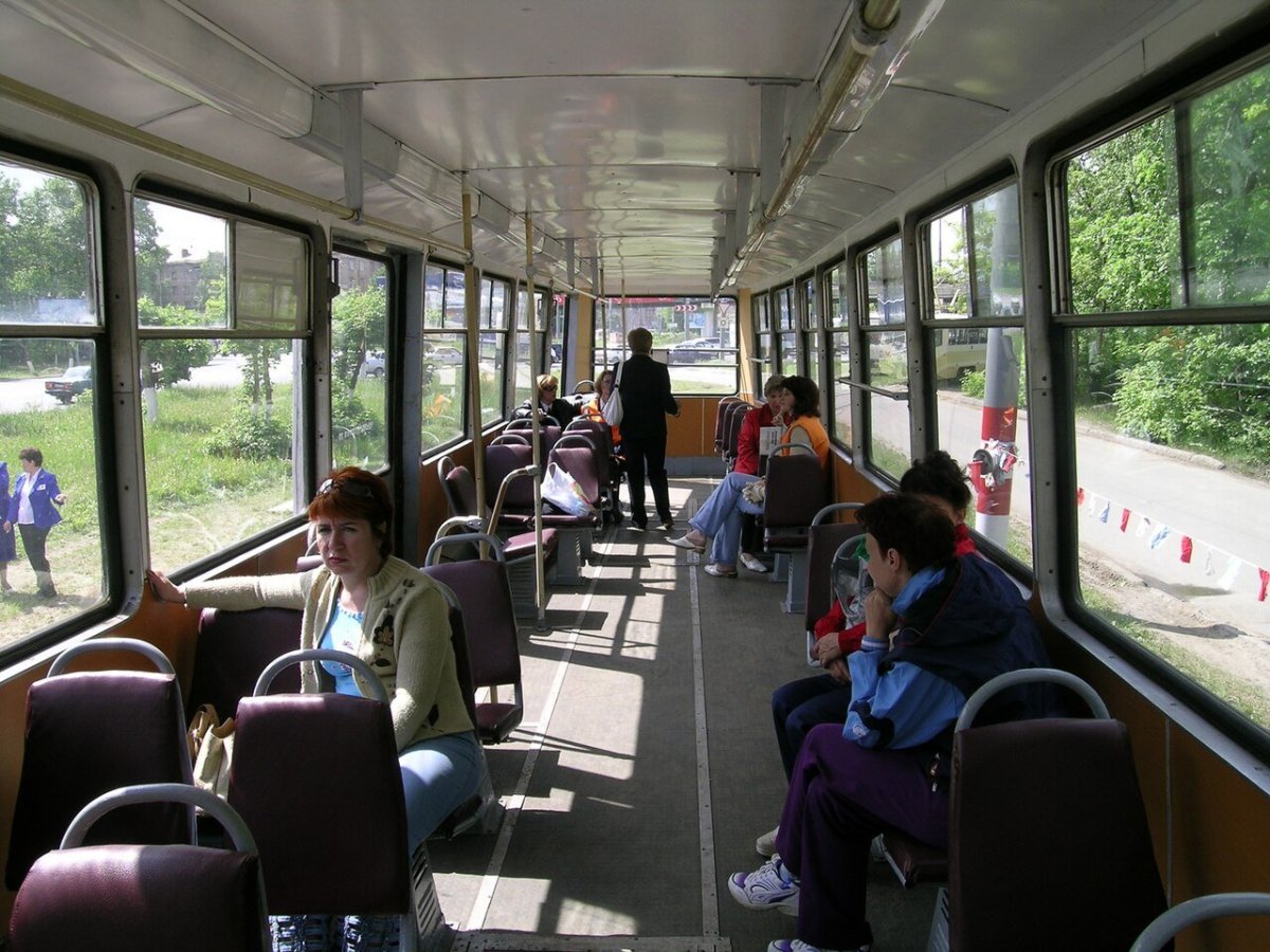 КТМ-2 трамвай салон