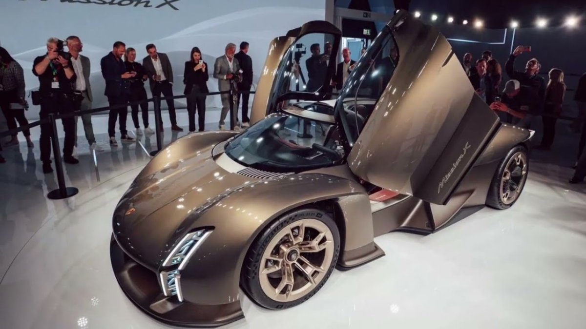 Порше Mission x