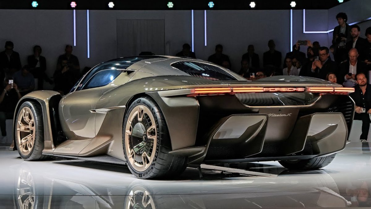 Porsche Mission x 2023