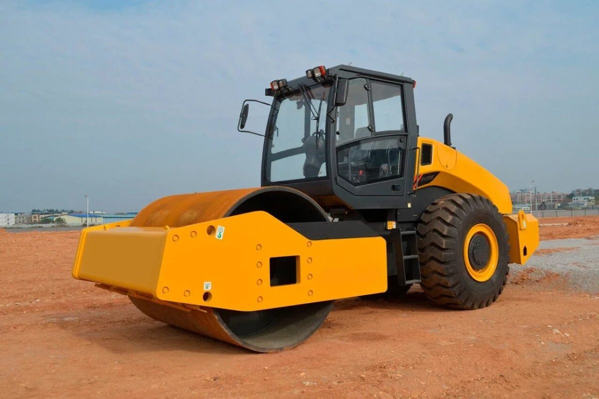 Каток Liugong CLG 6620e