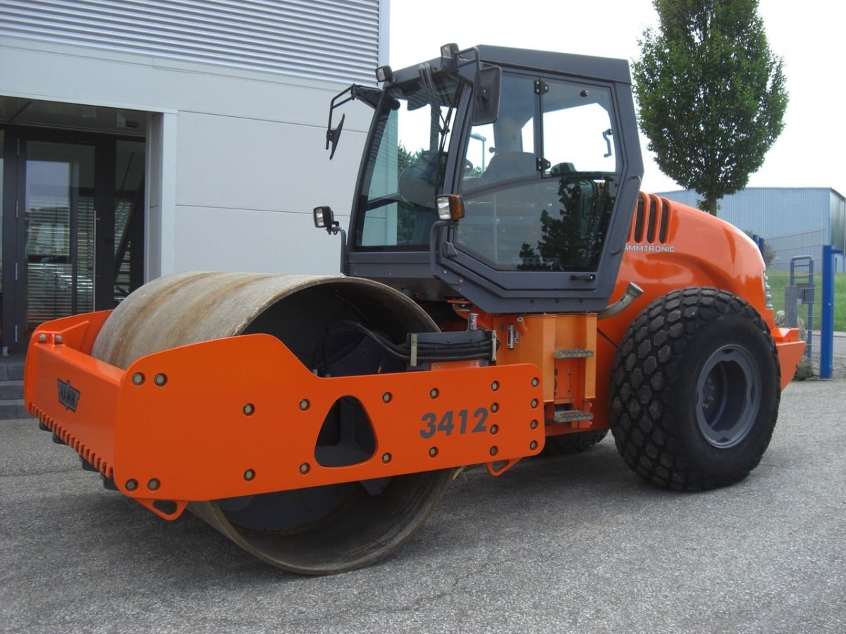 Грунтовый каток Hamm