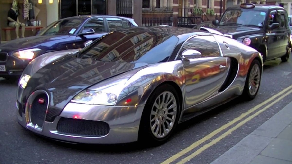 Бугатти Вейрон хром