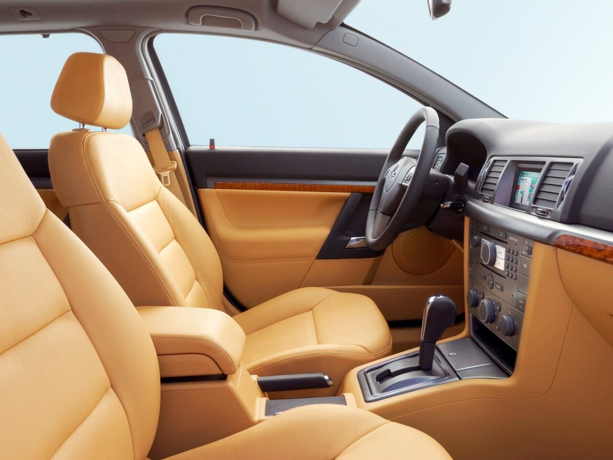 Опель Вектра 2008 салон