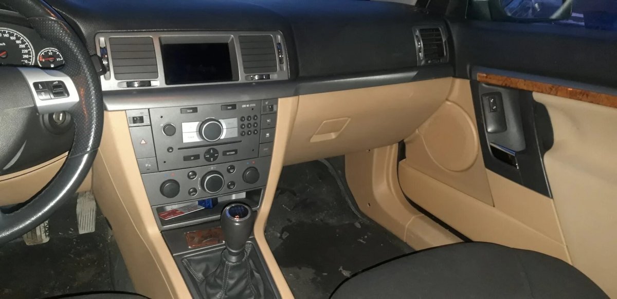 Vectra c бежевый салон