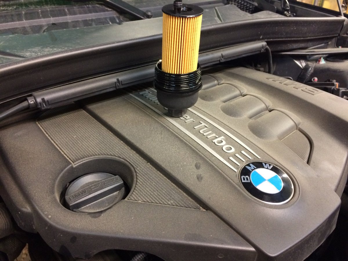 Фильтр масляный БМВ х1 дизель