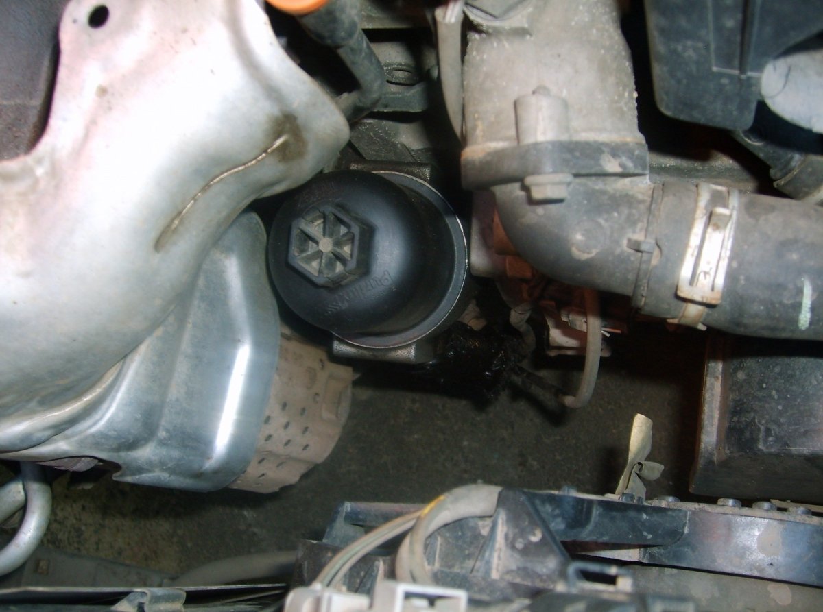 Фильтр масляный Ситроен с4 1.6