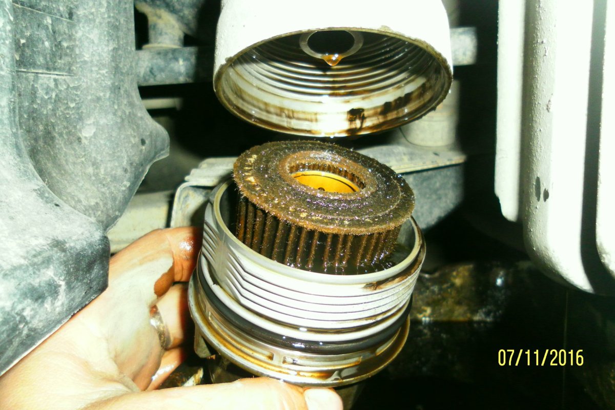 Масляный фильтр Тойота Пассо 1.0