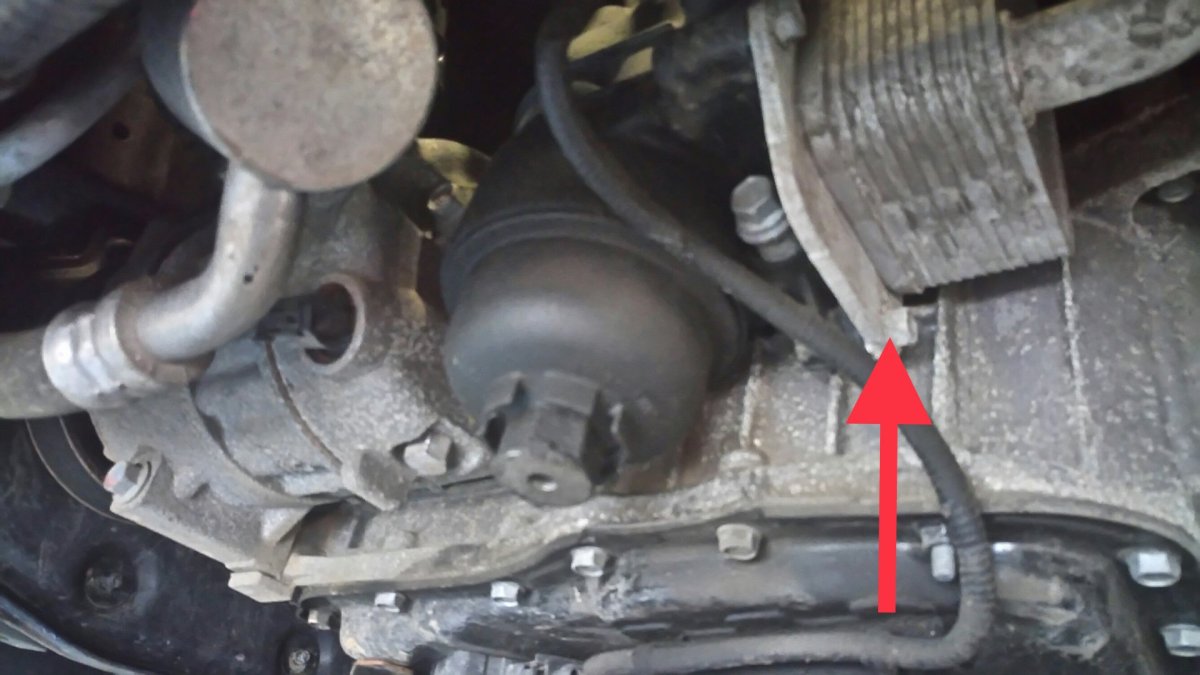 Фильтр масляный Киа Соренто 2.5 дизель