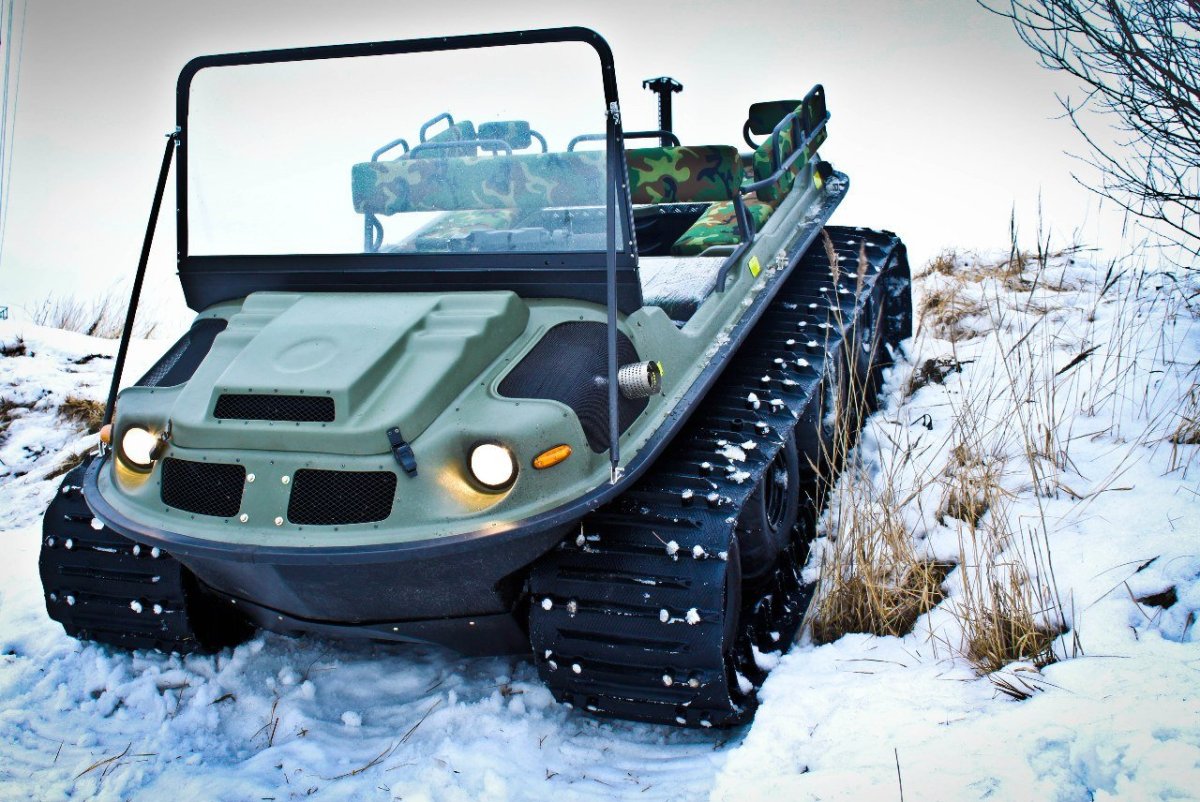 Гусеничный снегоболотоход НГТУ 2401