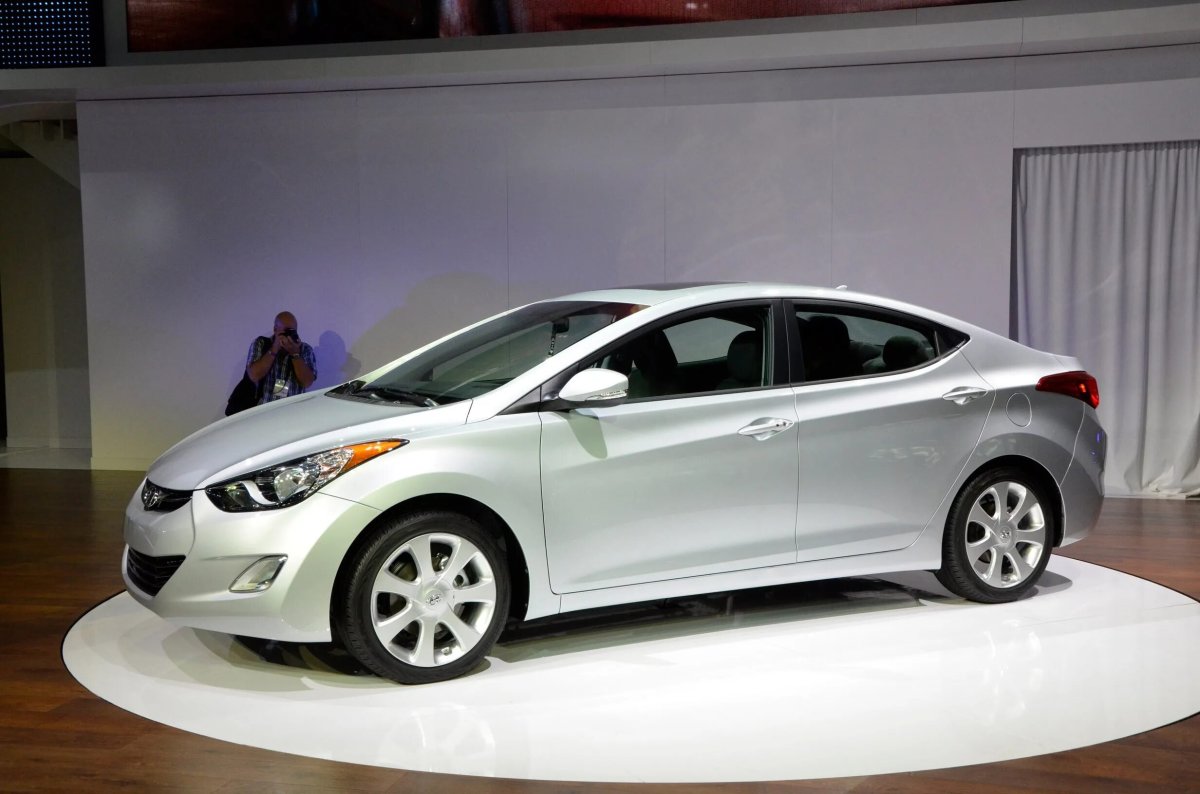 Hyundai Elantra 2011
