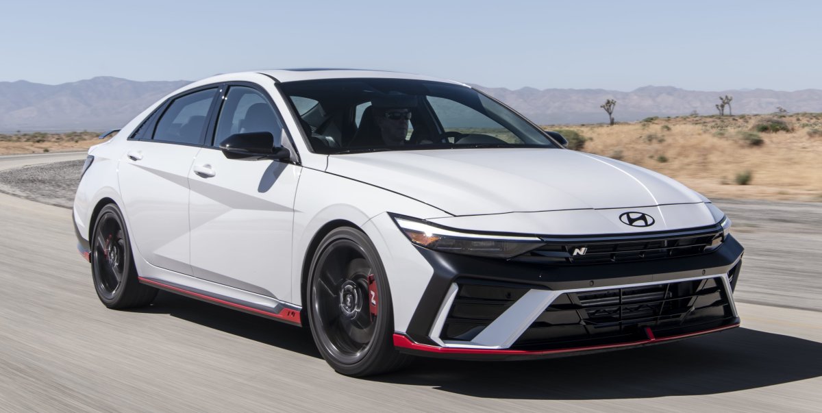 Hyundai Elantra n 2024