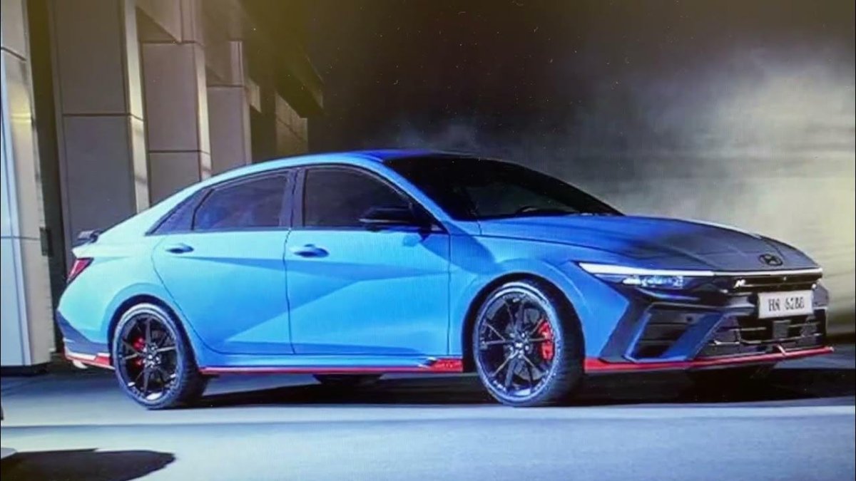 Hyundai Elantra 2024