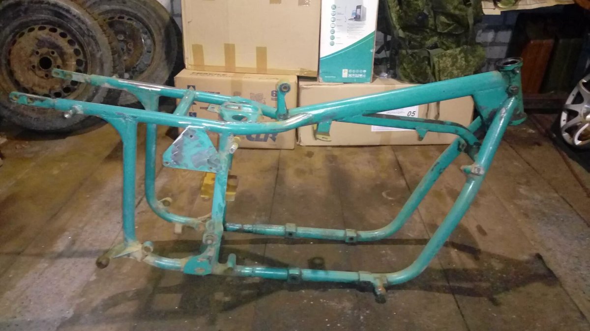 Рама Урал 8103