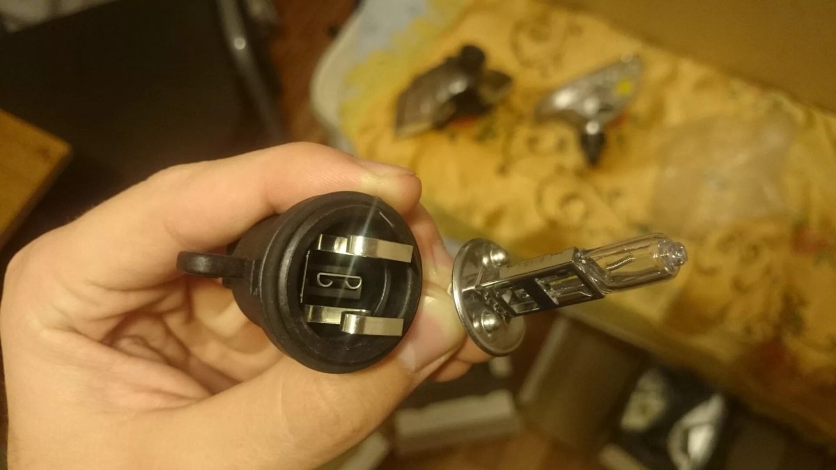 Патрон лампы h1 Хендай акцент