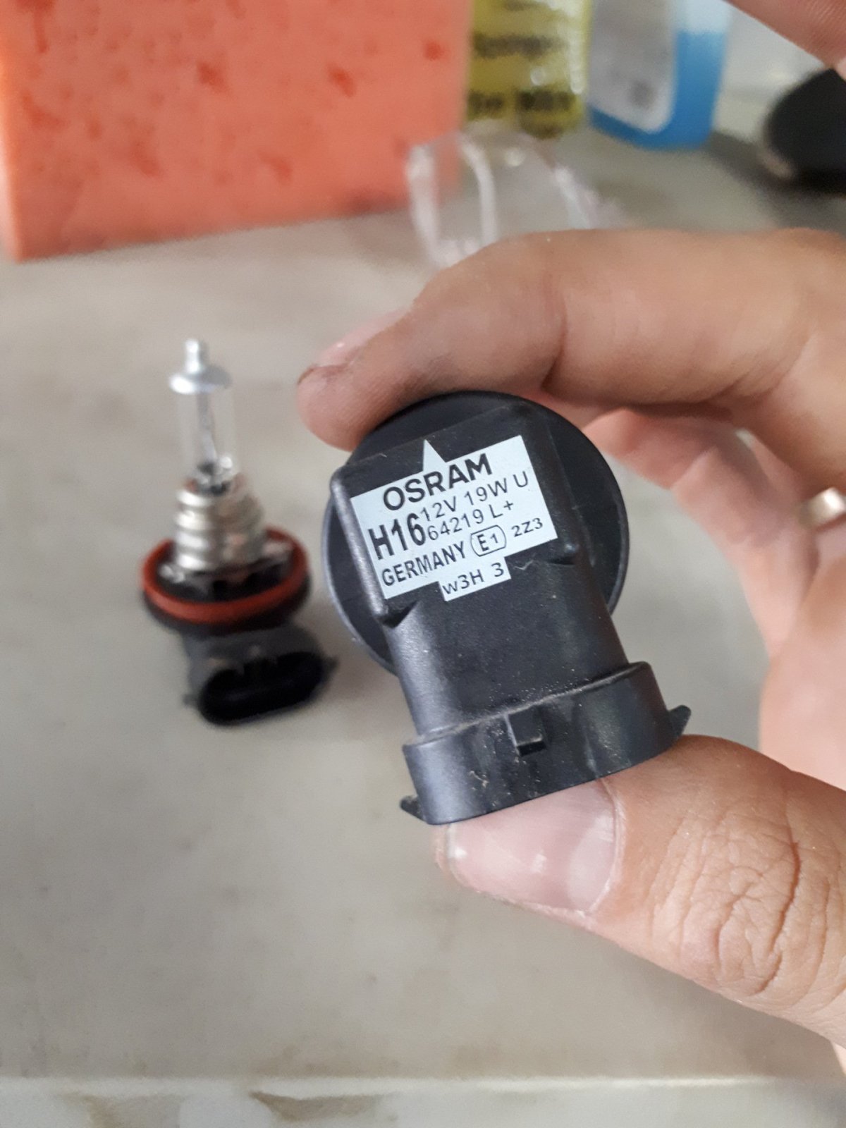 Лампочки Тойота Виш 2010 года