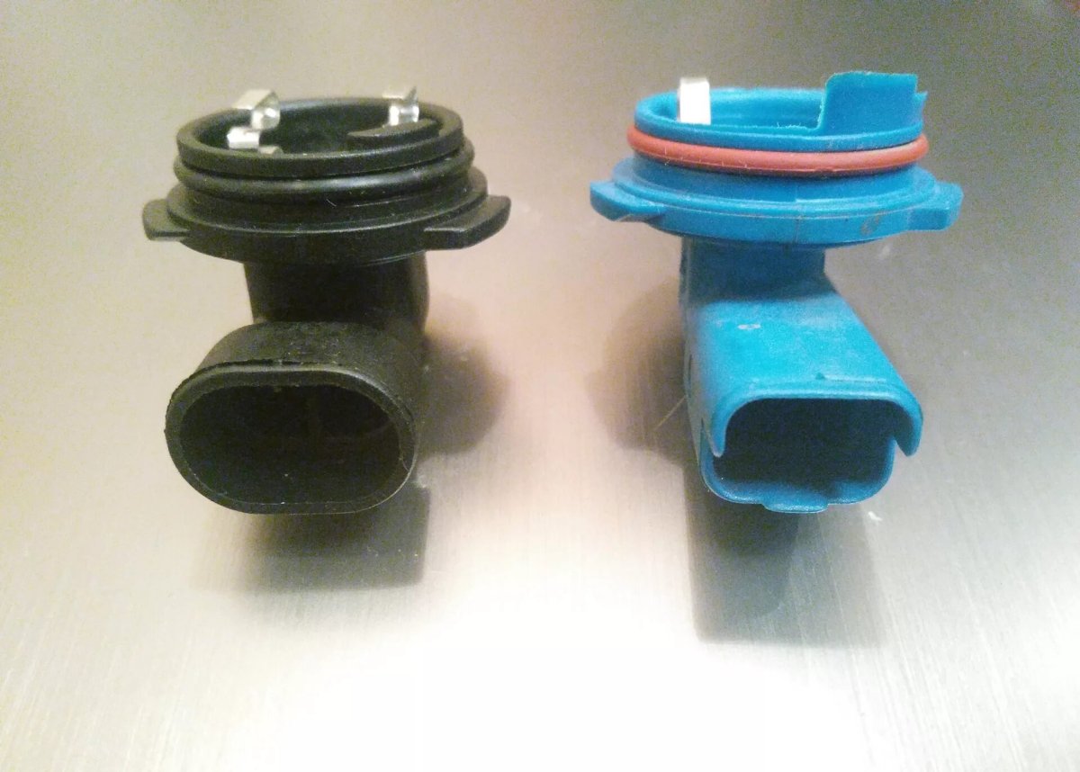 Цоколь туманки Пежо 406