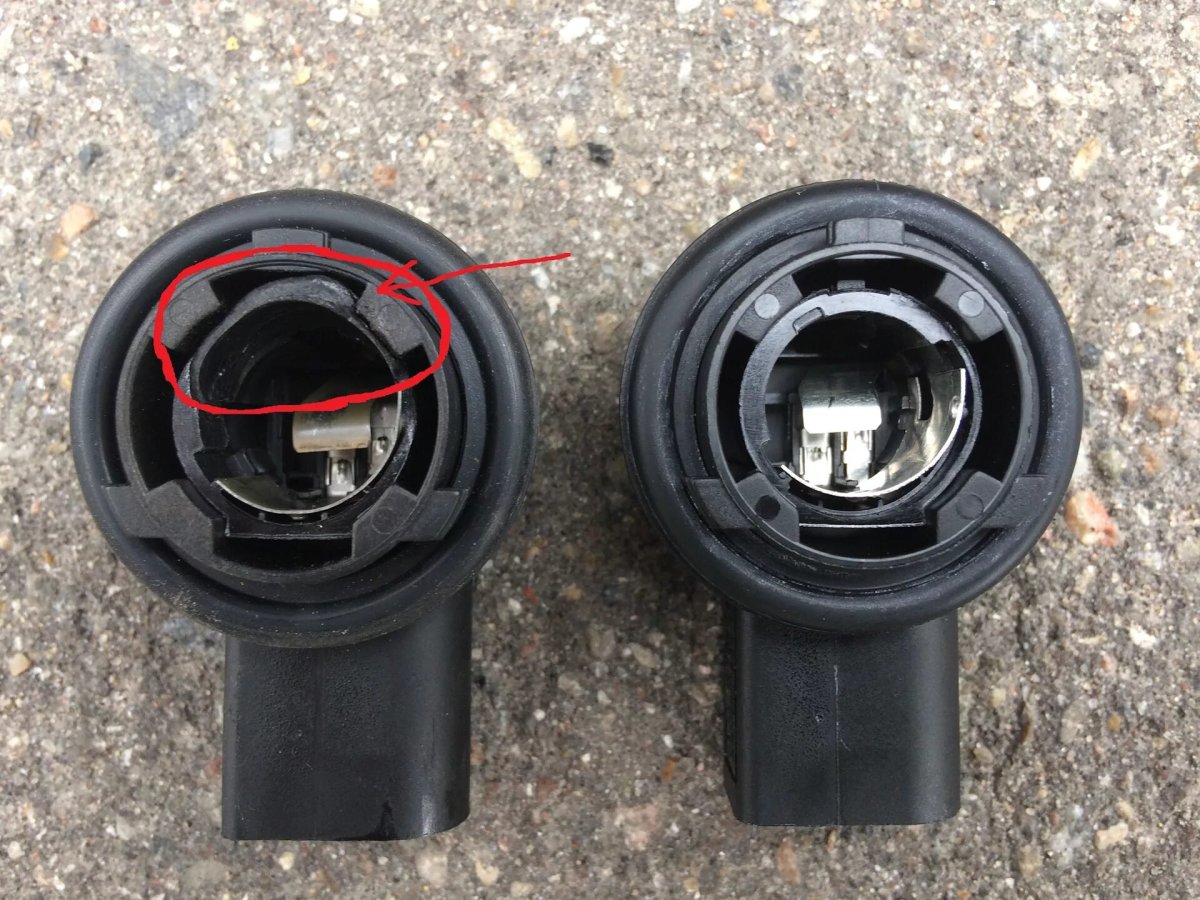 Патрон лампы ДХО Фольксваген поло 2017