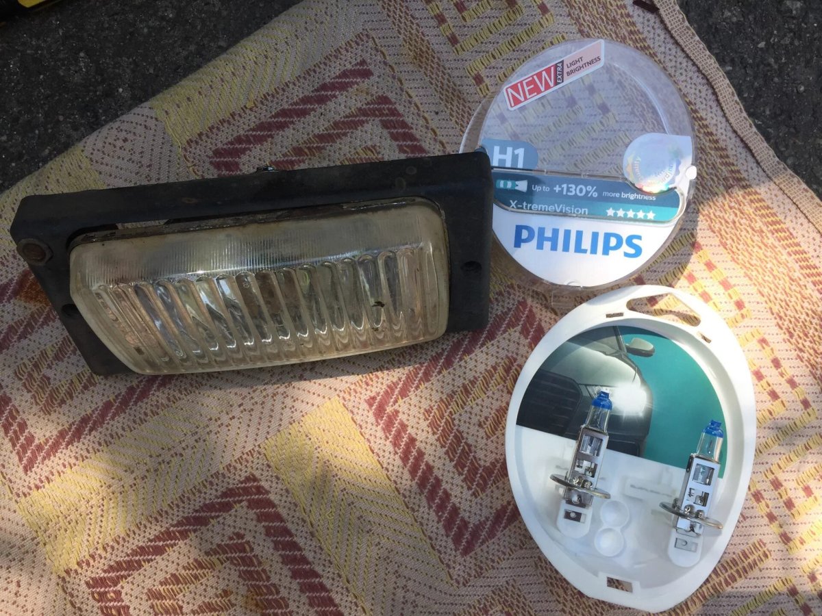 ВАЗ 2115 лампы в противотуманки