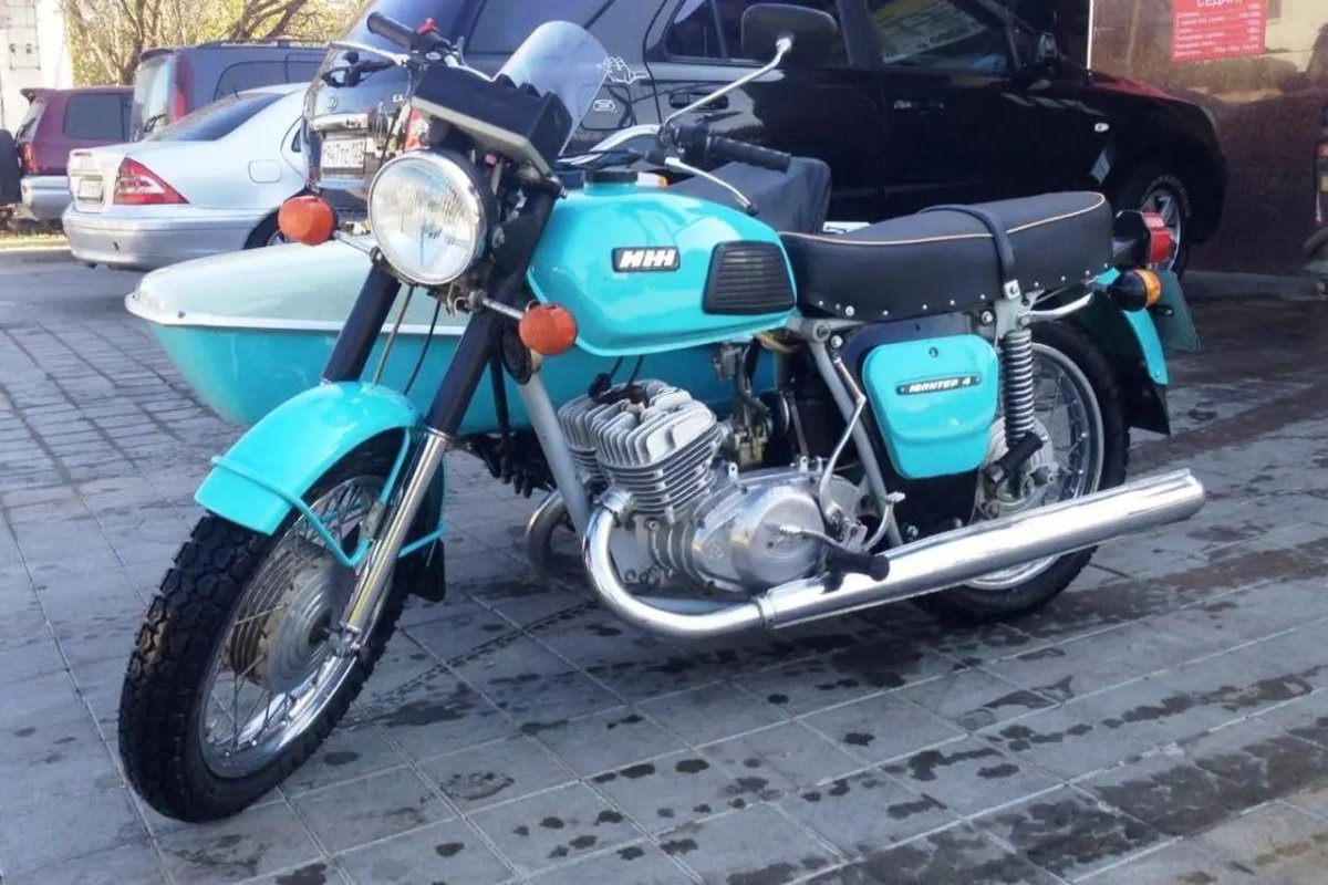 Мотоцикл ИЖ Юпитер 4