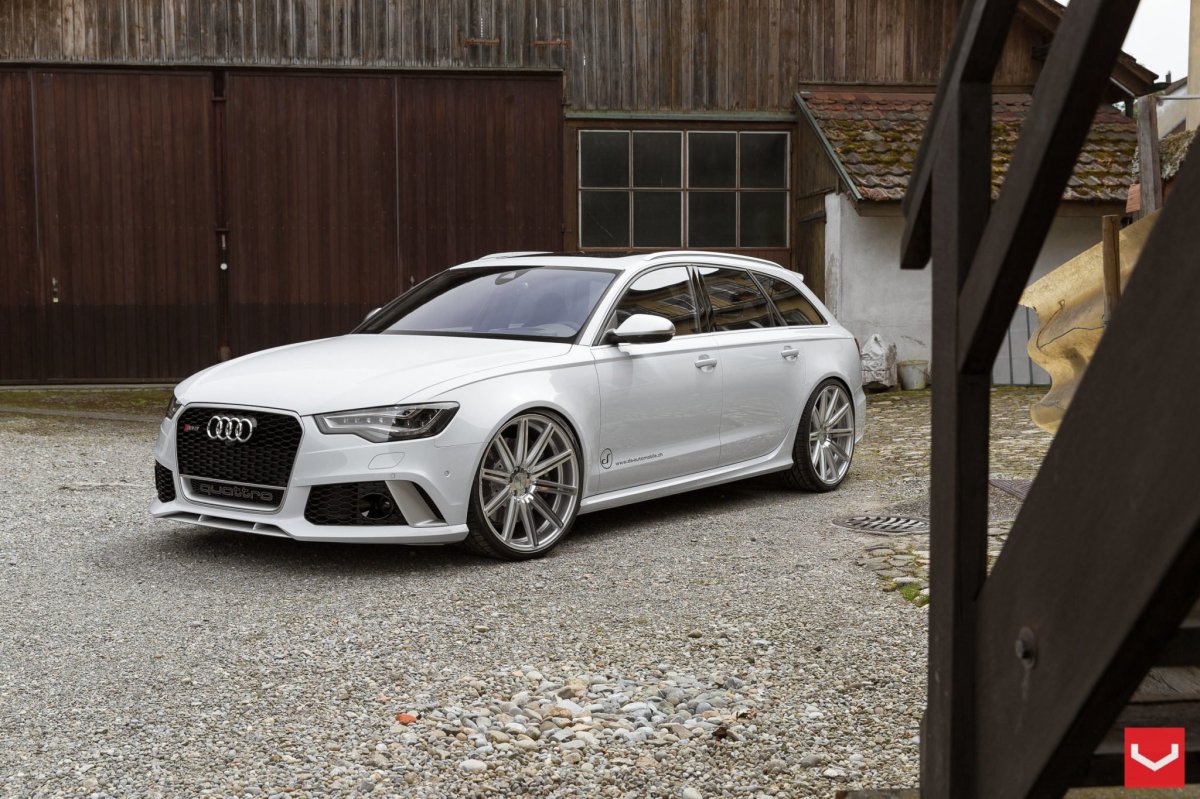 Audi rs6 White