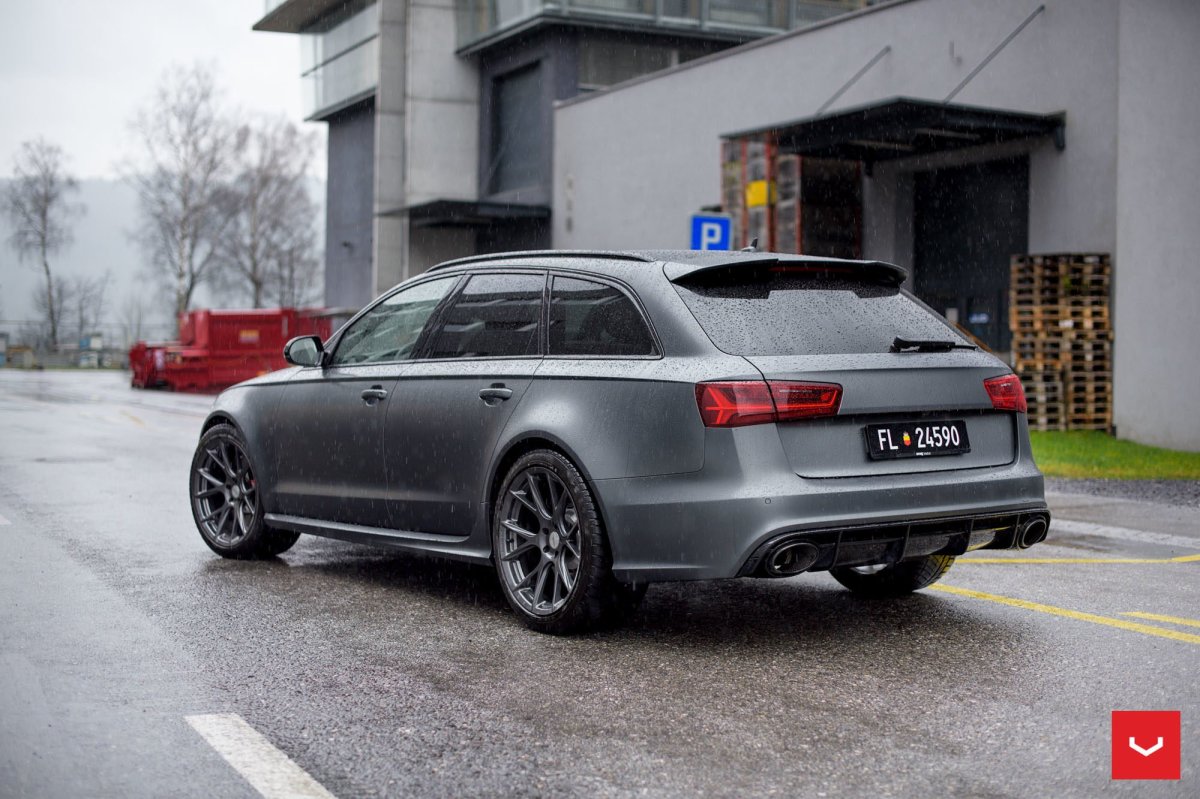 Ниссан Ауди РС 6