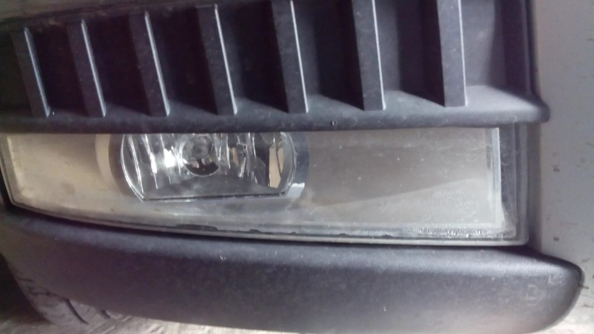 Нижние туманки Октавия а4