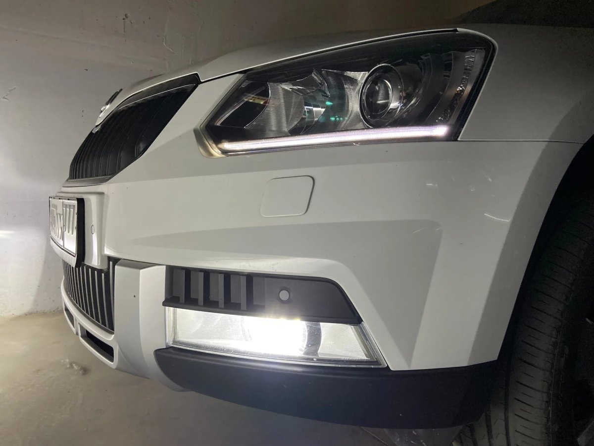 Skoda Yeti фары 2025