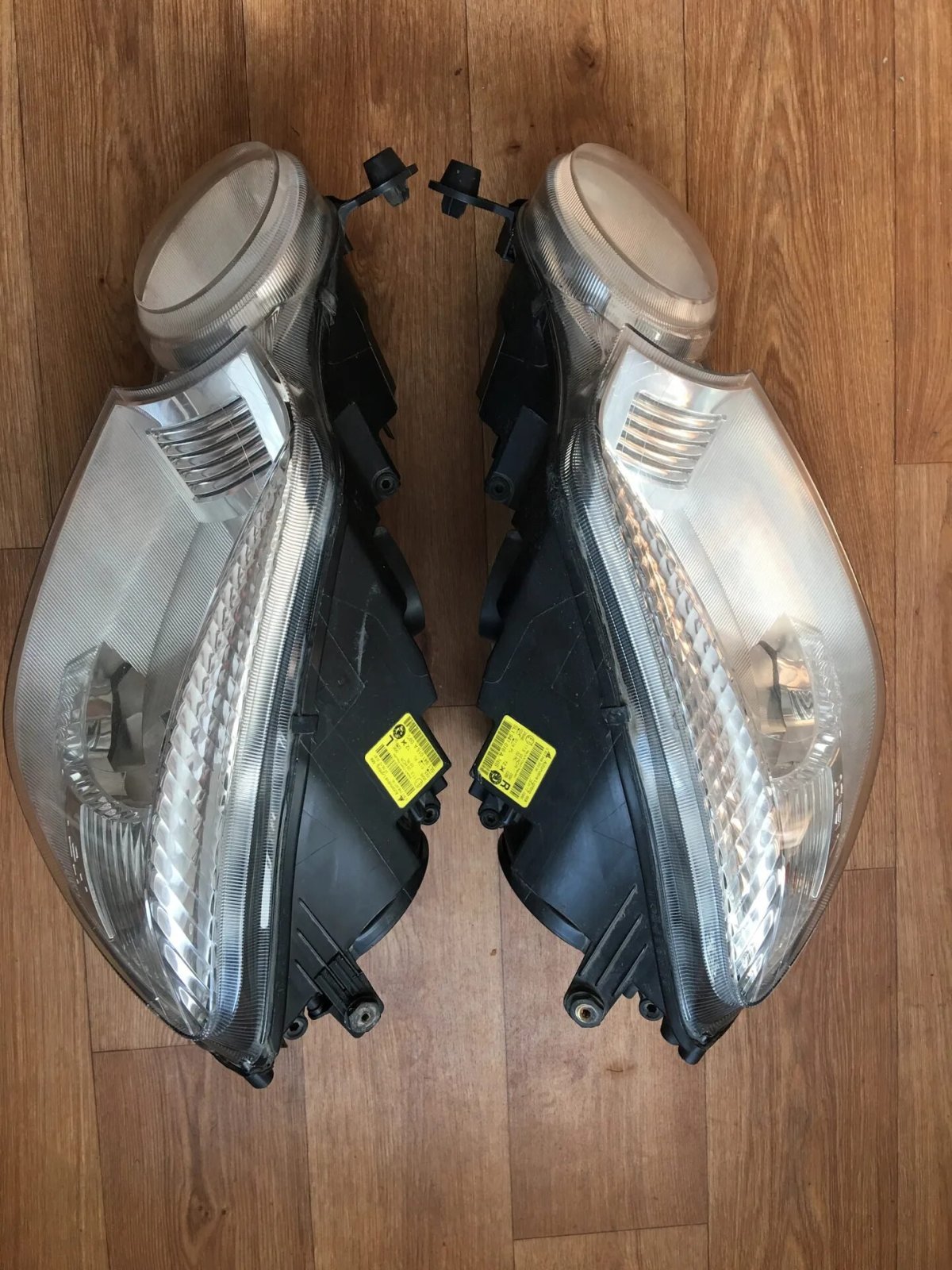 Фара Шкода Йети дорестайл