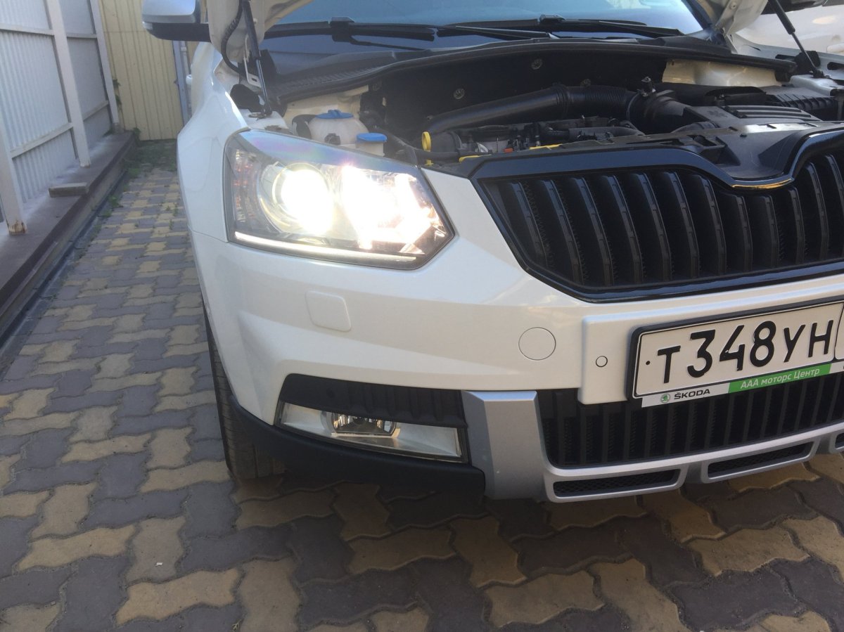 Лампы Шкода Йети 2015
