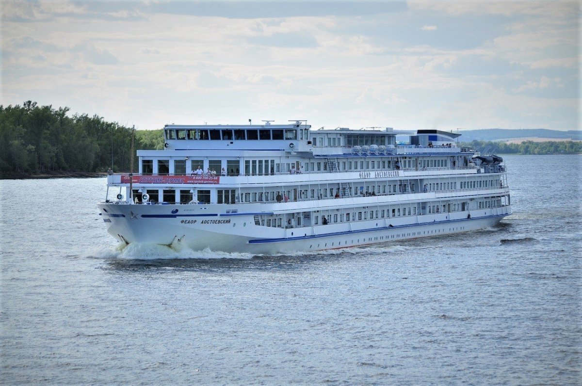 Теплоход Федор Абрамов