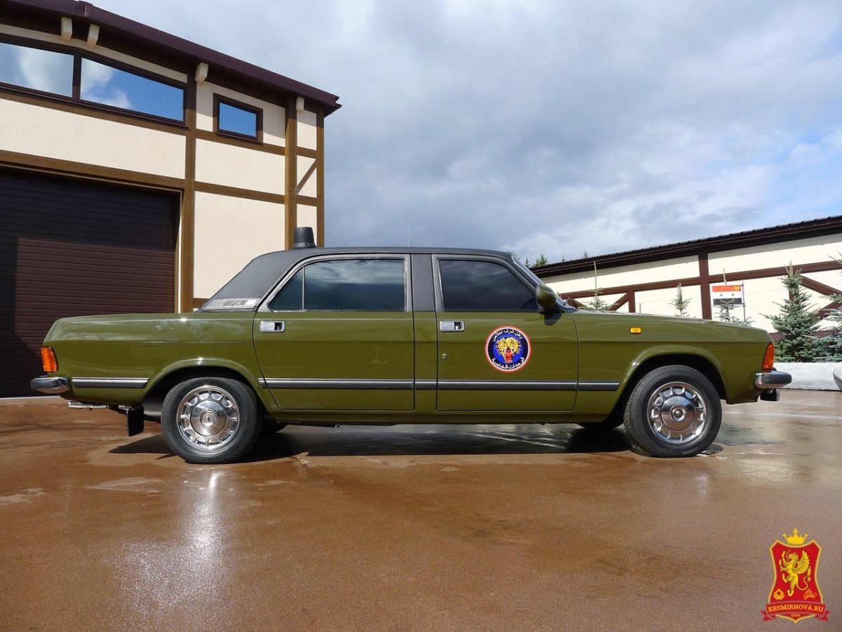 Волга ГАЗ 3102 удлиненная