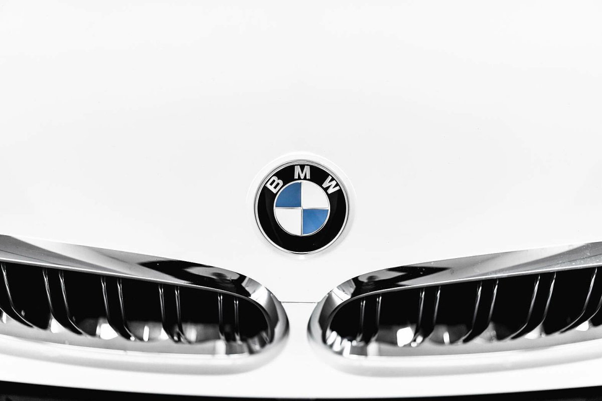 BMW 7 logo