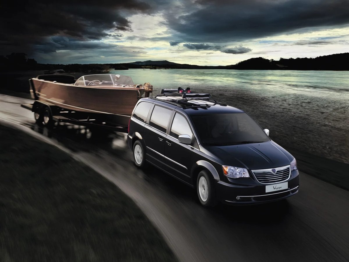 Voyager минивэн