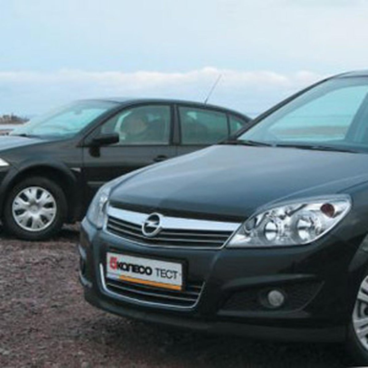 Опель Астра или Рено Меган 2