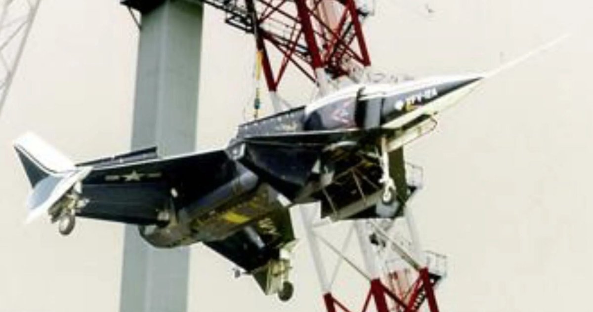 Rockwell International здание