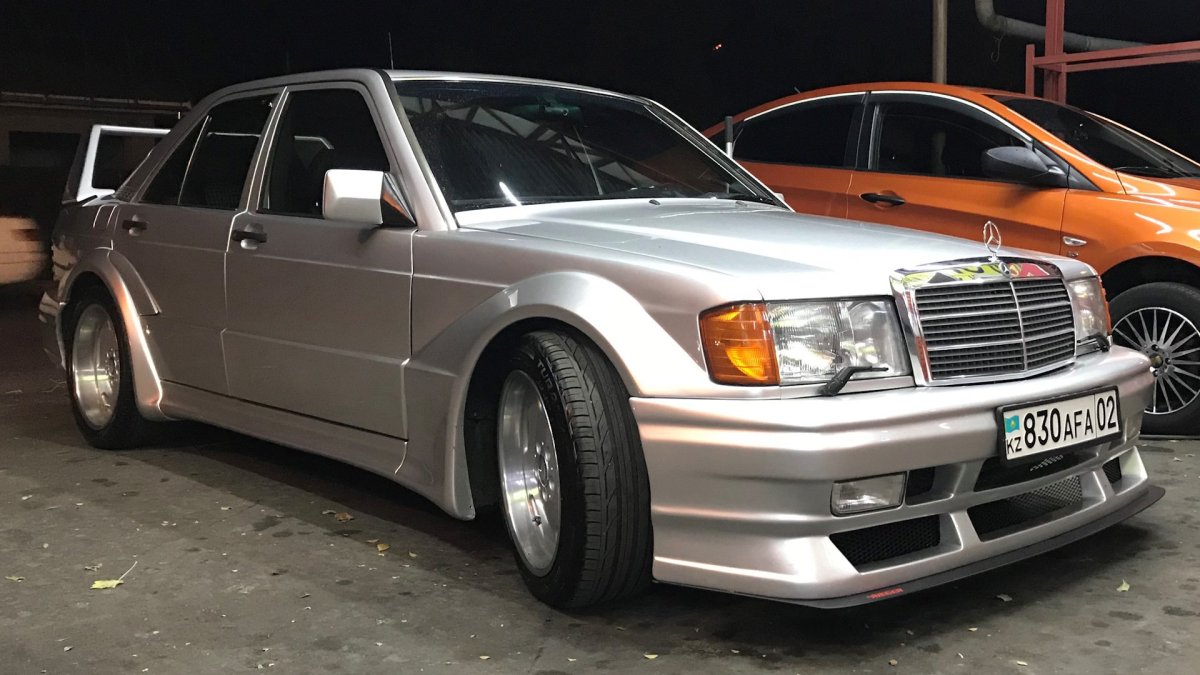 Мерседес 190 w201 обвес EVO