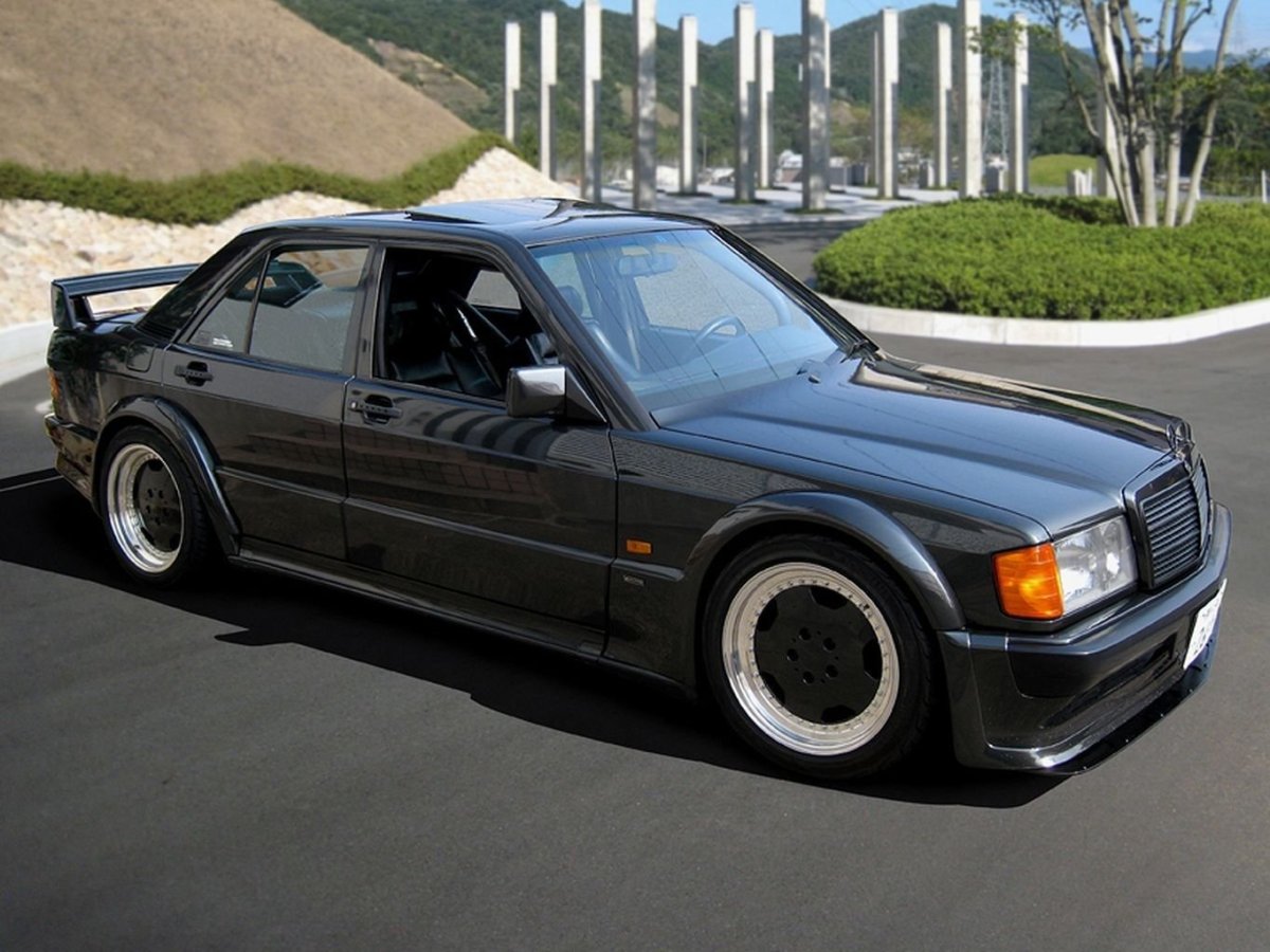 Mercedes 190e AMG