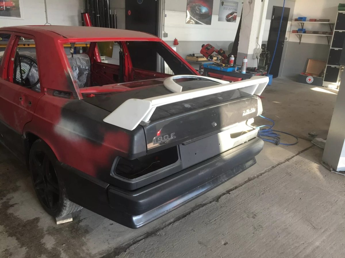 Обвес EVO 1 w201