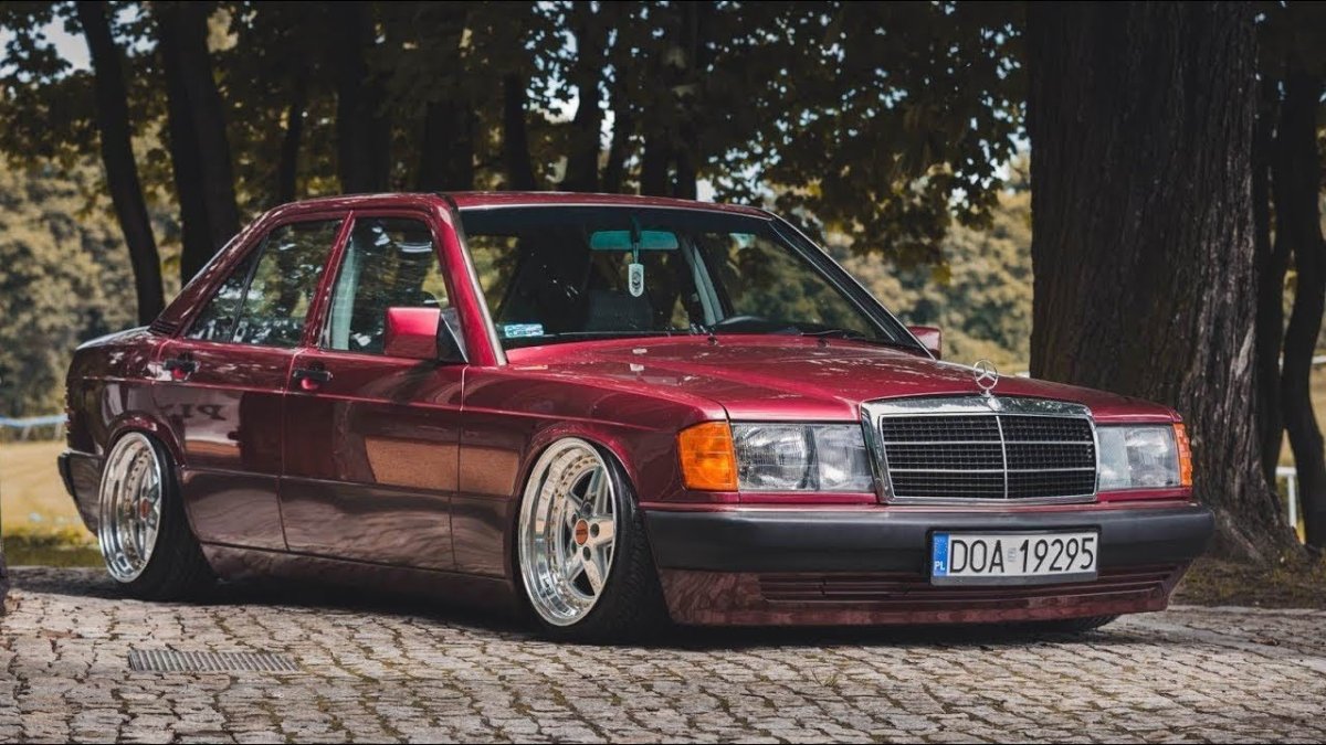 Mercedes Benz w201 stance