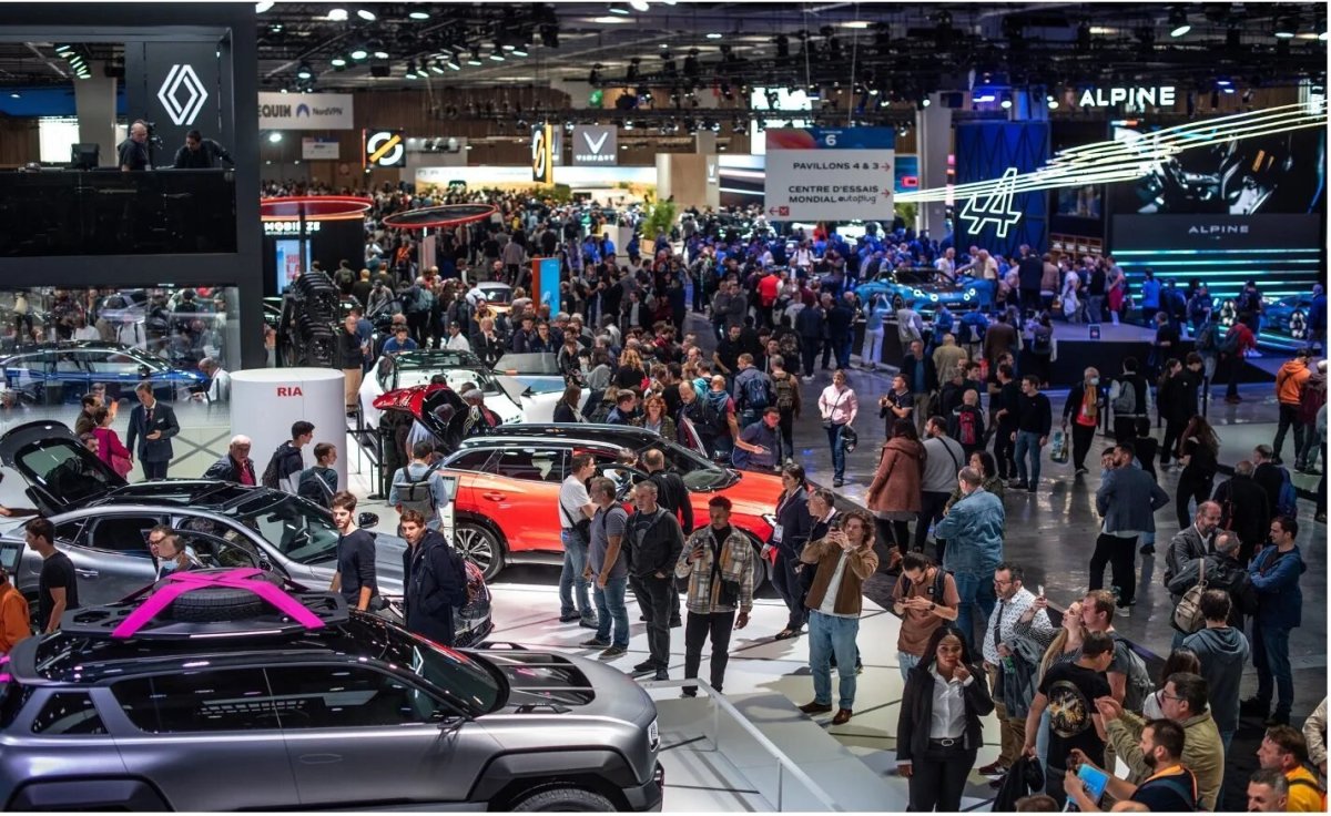 Автосалон 2022