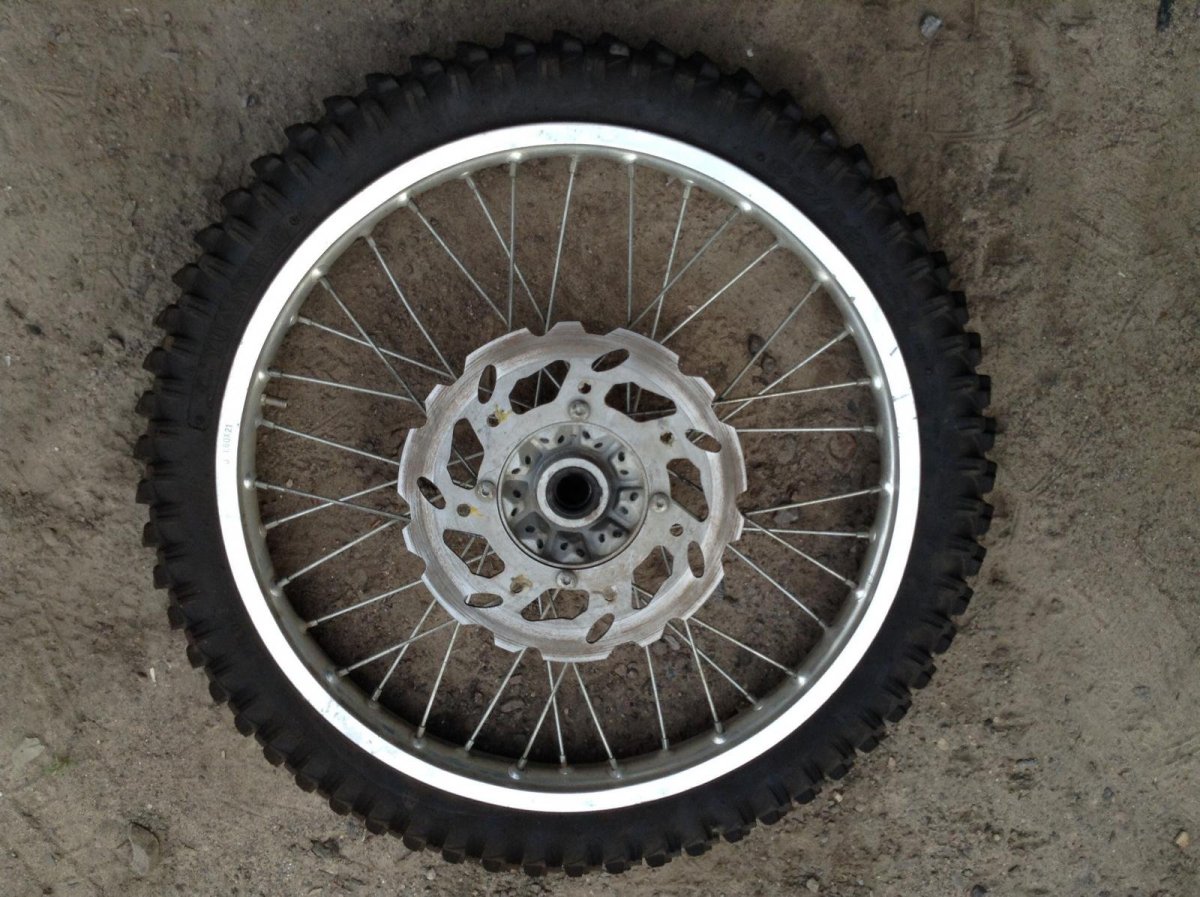 Переднее колесо эндуро 200