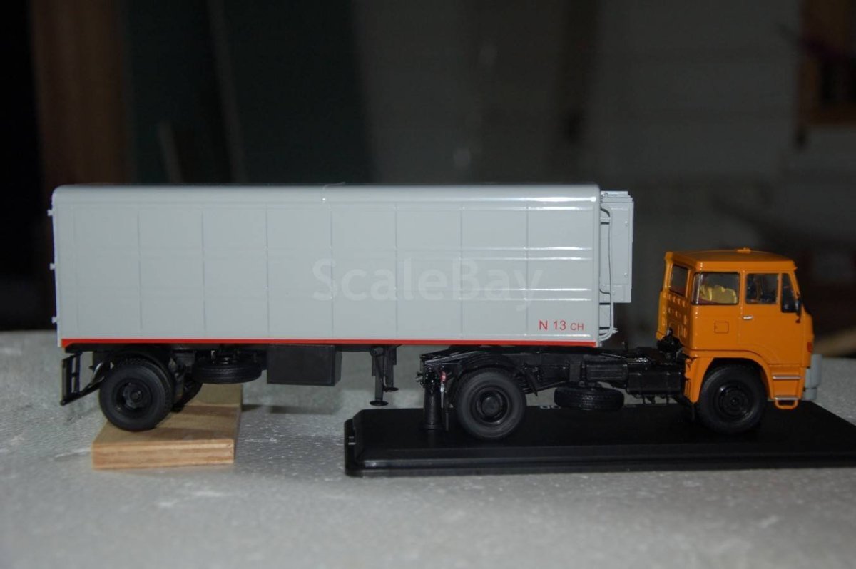 КАМАЗ 5410 С полуприцепом Алка