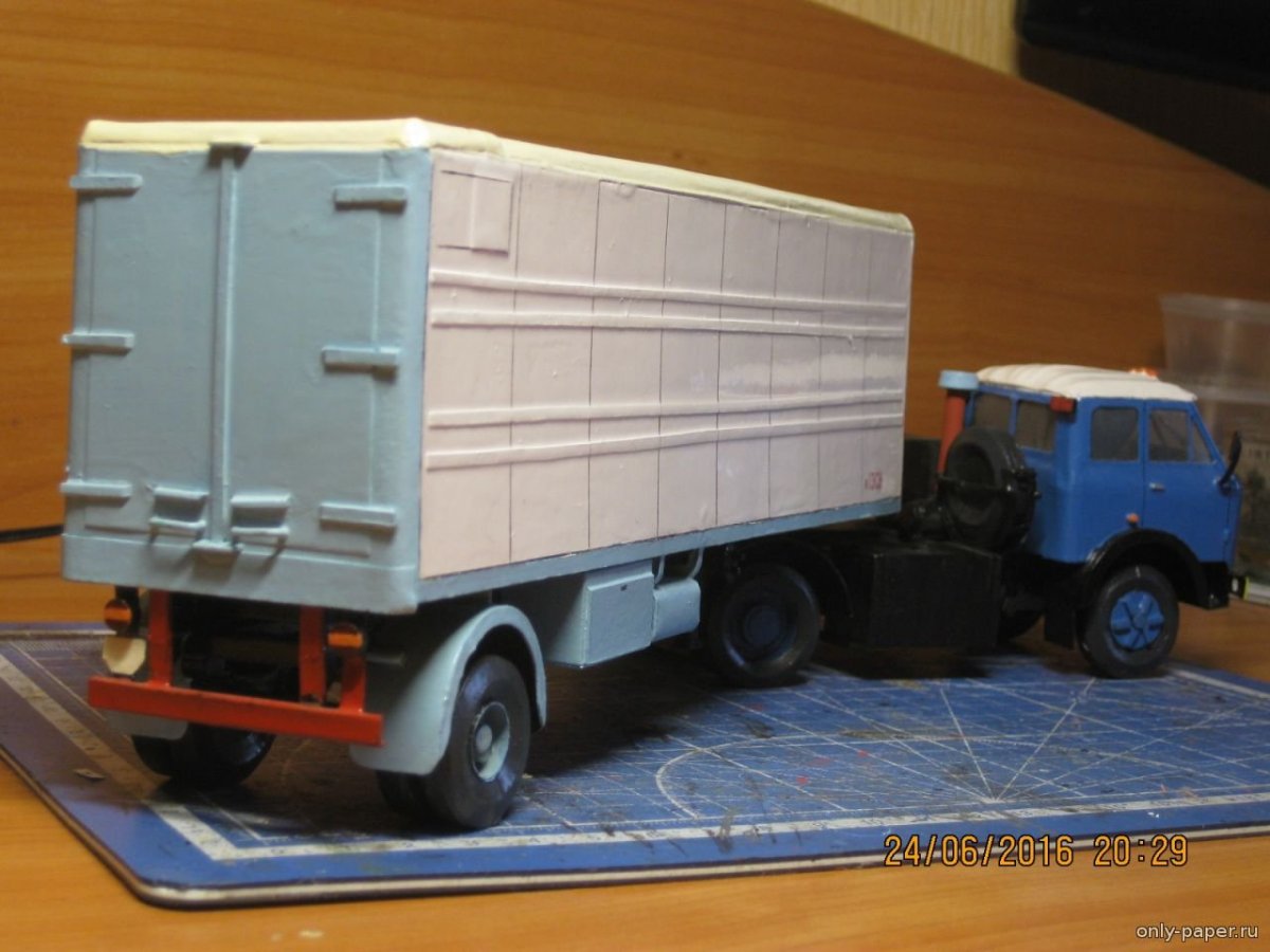 Полуприцеп Орличан