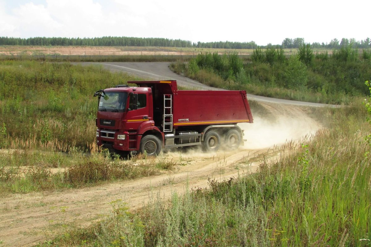 КАМАЗ 6520 Люкс