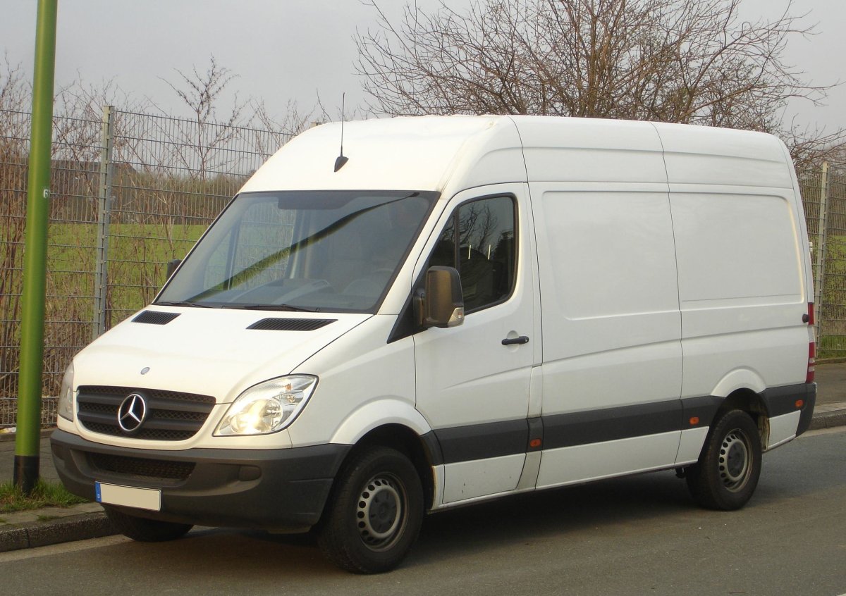 Mercedes-Benz Sprinter 311
