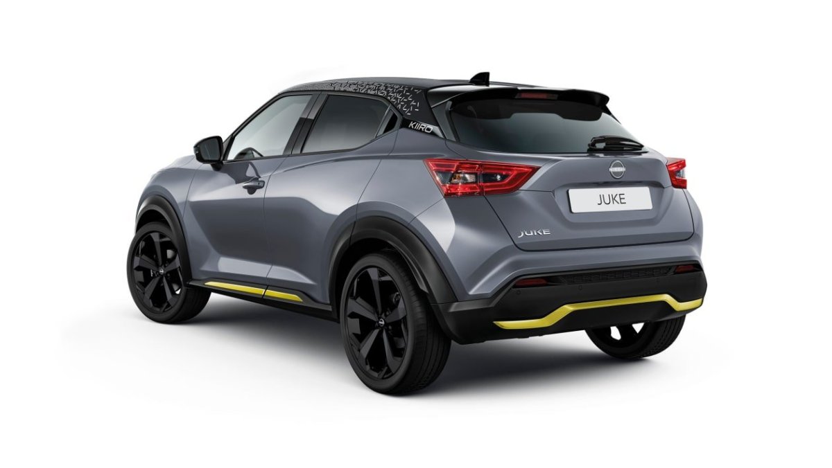 Ниссан Жук 2022 желтый