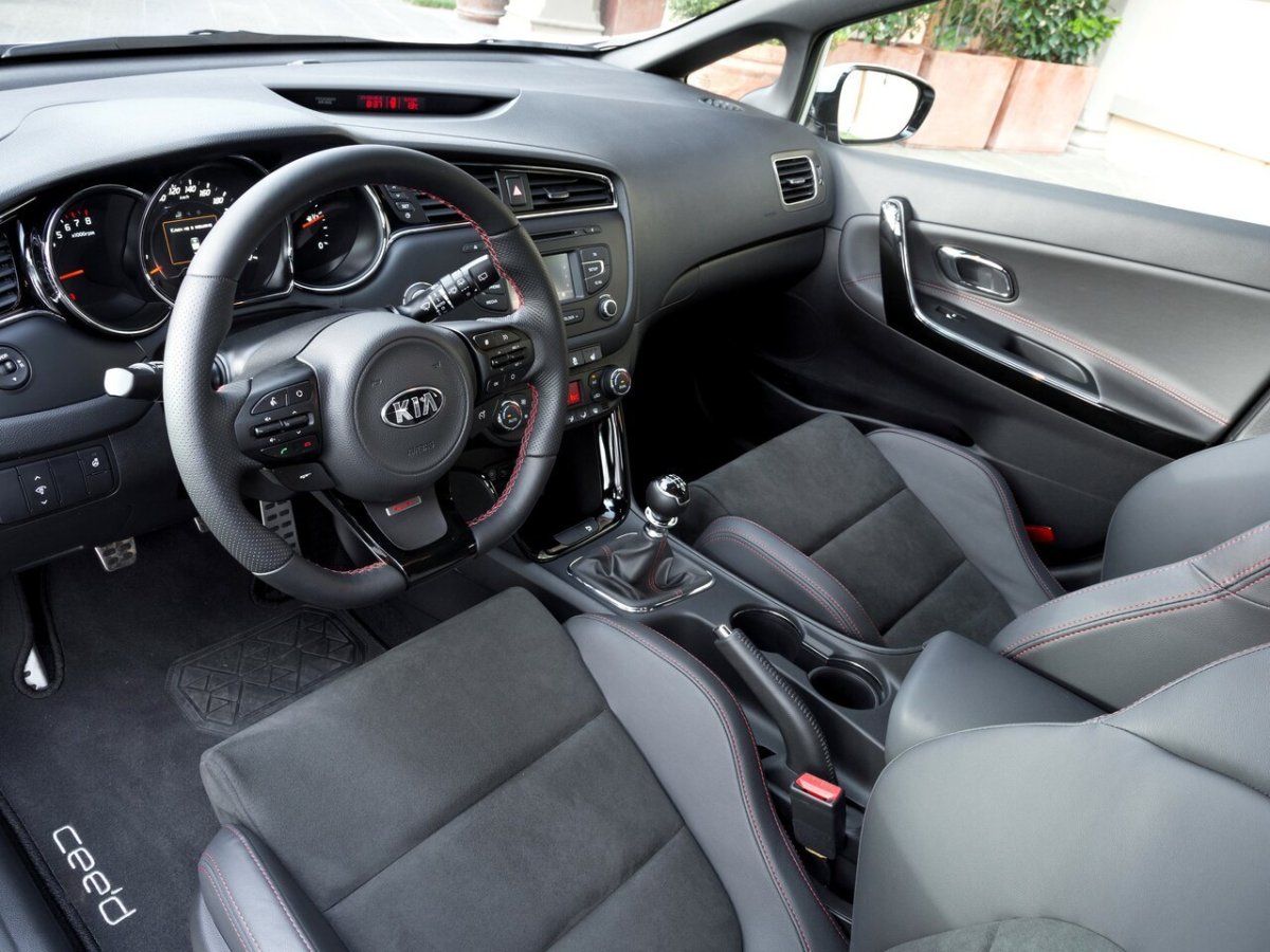 Kia Ceed gt 2015 салон