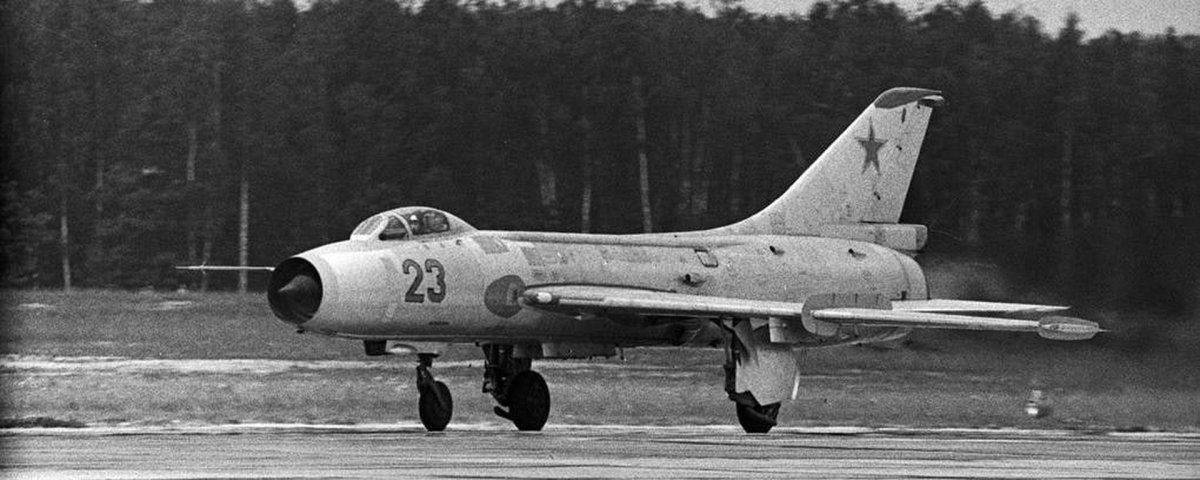 Су-9 истребитель-бомбардировщик